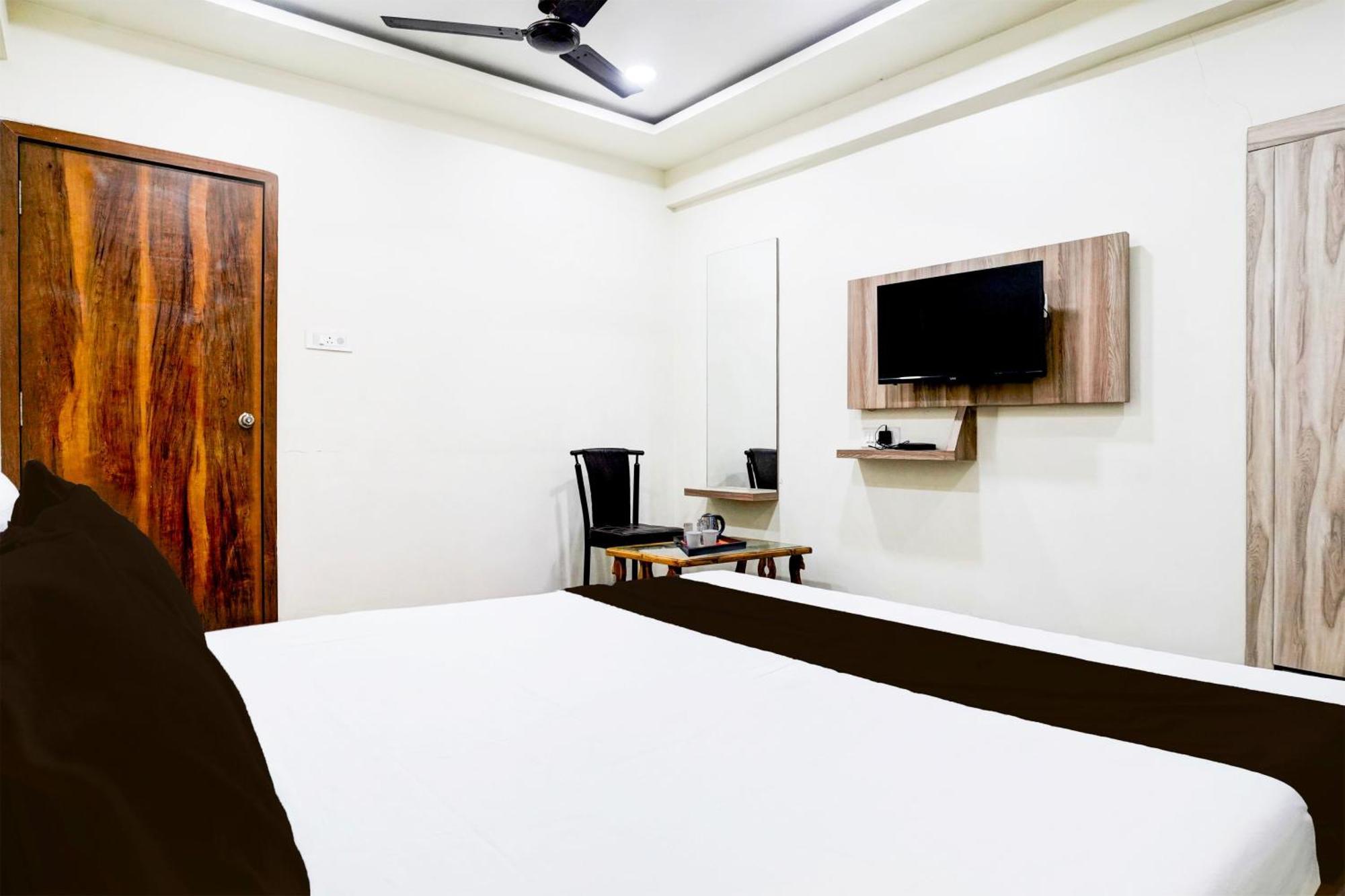 Dombivli Super Hotel O Dombivali Formerly Pk Lodging מראה חיצוני תמונה